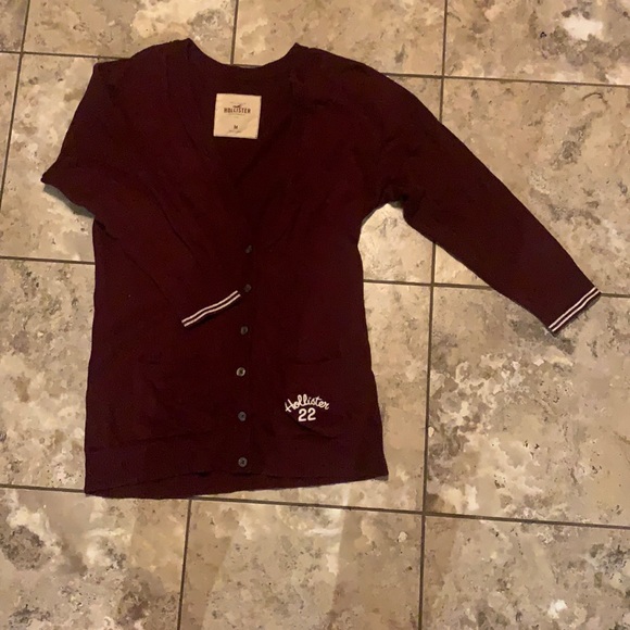 Hollister 3/4 sleeve sweater - Picture 1 of 3